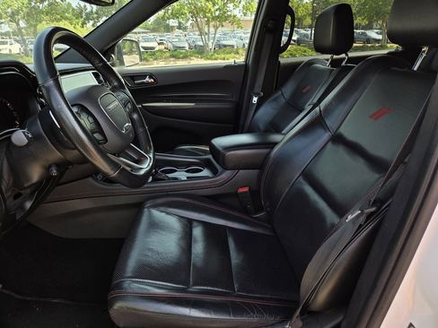 Used 2024 Dodge Durango GT RWD image 16