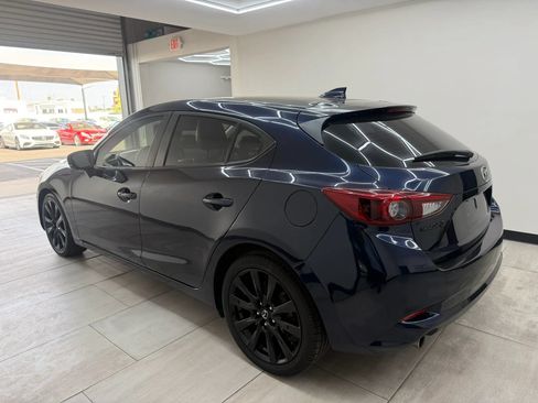 Used 2017 MAZDA MAZDA3 Grand Touring w/ Premium Equipment Package FWD image 3