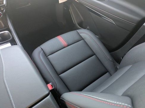 New 2026 Chevrolet Traverse RS w/ LPO, Floor Liner Package FWD image 18