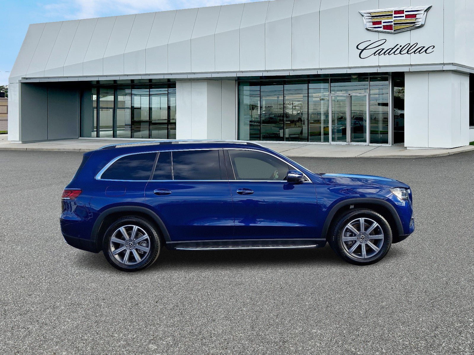 Used 2022 Mercedes-Benz GLS 450 4MATIC image 7