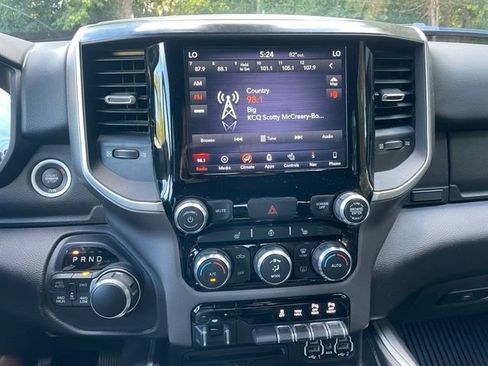 Used 2019 RAM 1500 Big Horn AWD/4WD image 16