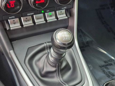 Used 2023 Toyota GR86 RWD image 11