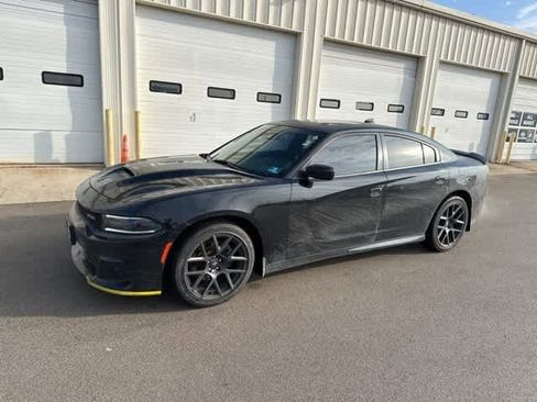 Used 2018 Dodge Charger R/T image 16