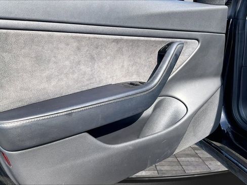 Used 2018 Tesla Model 3 Long Range RWD image 20