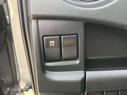 Used 2012 MAZDA MAZDA5 Sport FWD image 14