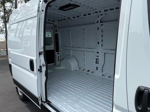 New 2025 RAM ProMaster 3500 w/ Convenience Group image 5