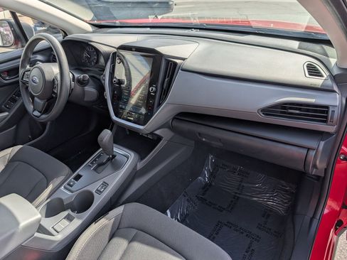 Used 2025 Subaru Crosstrek 2.5i Premium AWD/4WD image 33