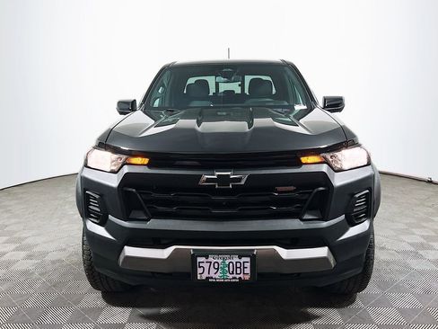 Used 2024 Chevrolet Colorado Trail Boss w/ LPO, Dark Essentials Package AWD/4WD image 3