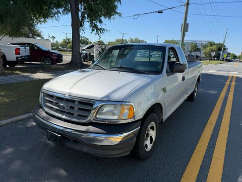 Used 2002 Ford F150 XL RWD image 1
