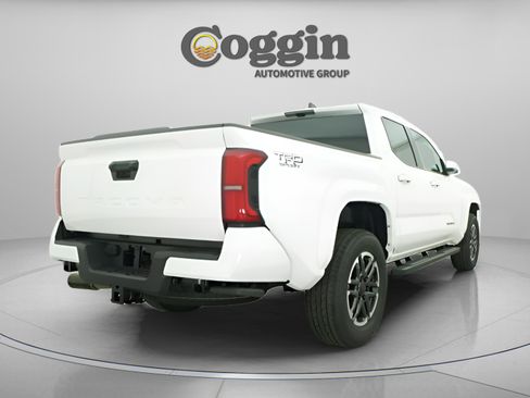 New 2026 Toyota Tacoma TRD Sport image 17