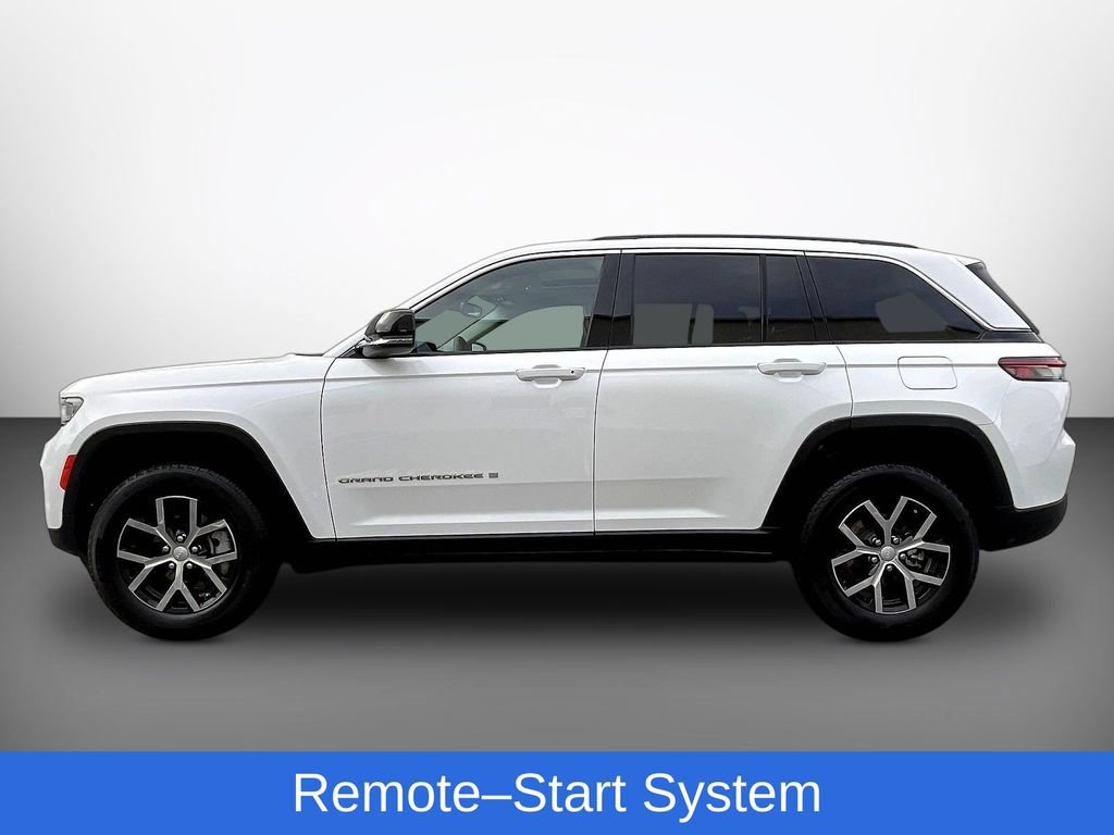 Used 2023 Jeep Grand Cherokee Limited AWD/4WD image 4