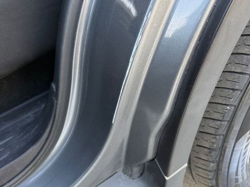 Used 2019 Nissan Rogue SV image 33