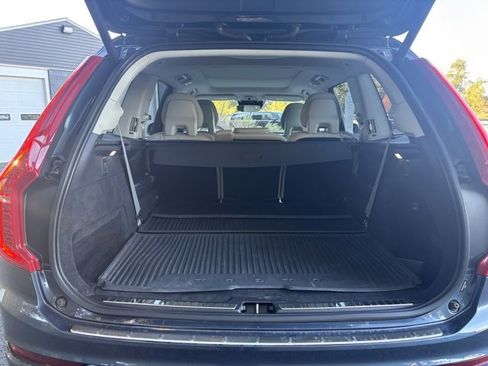 Used 2020 Volvo XC90 T6 Momentum w/ Protection Package Premier image 20