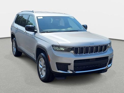 New 2026 Jeep Grand Cherokee L Laredo AWD/4WD image 3