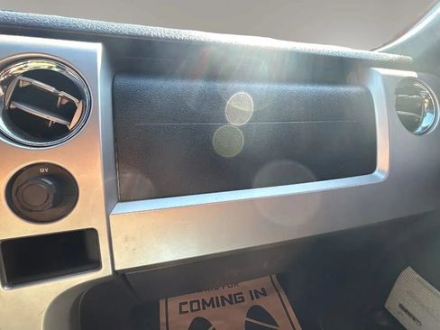 Used 2014 Ford F150 Lariat w/ Equipment Group 502A Luxury AWD/4WD image 13