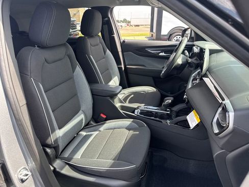 New 2026 Chevrolet TrailBlazer LT w/ Convenience Package FWD image 13
