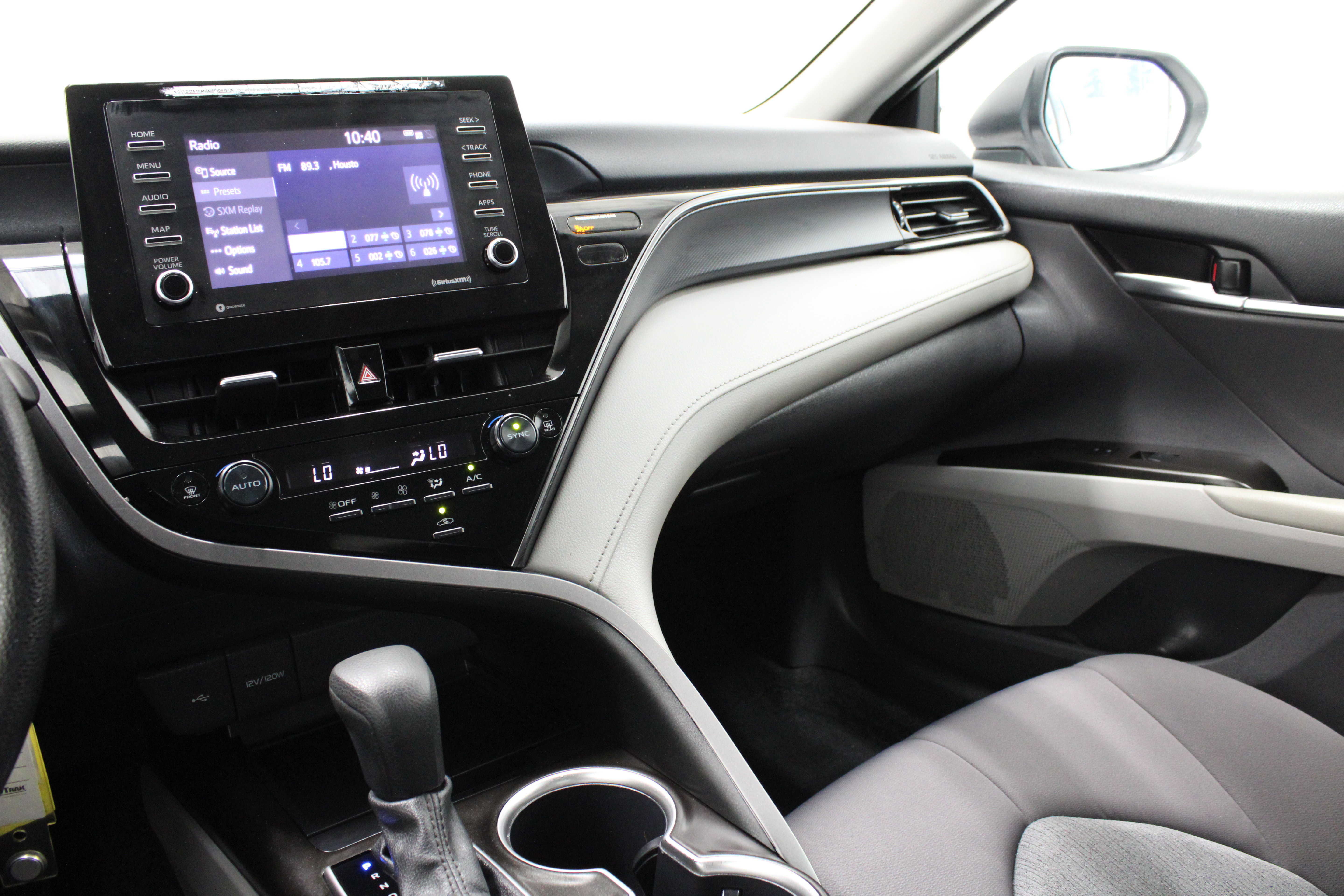 Used 2024 Toyota Camry LE FWD image 16