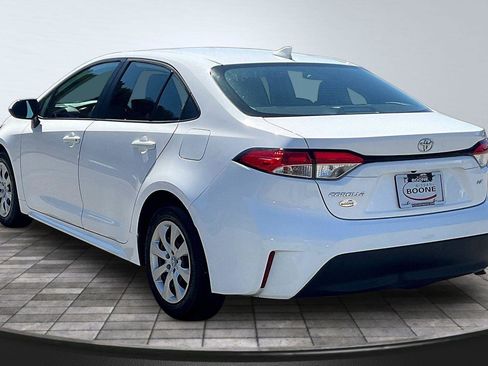 Used 2024 Toyota Corolla LE FWD image 3