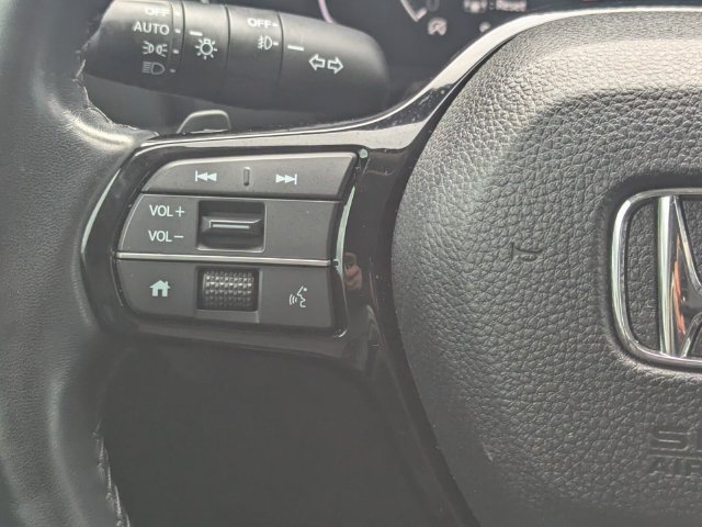 Certified 2024 Honda Pilot Touring image 17