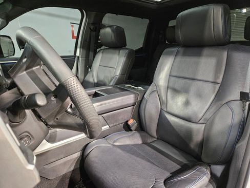 Used 2024 Toyota Tundra Platinum AWD/4WD image 24