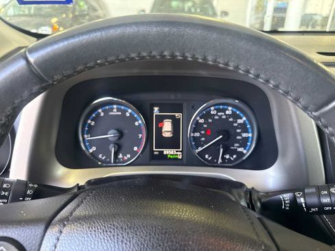 Used 2017 Toyota RAV4 Limited FWD image 7