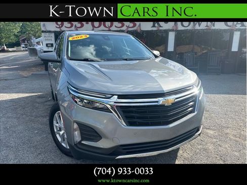Used 2023 Chevrolet Equinox LT FWD image 1