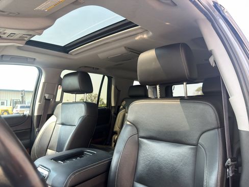 Used 2015 Chevrolet Tahoe LTZ AWD/4WD image 30