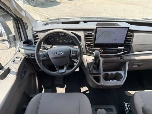 Used 2025 Ford Transit 350 XLT RWD image 21