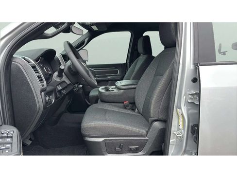 Used 2026 RAM 2500 Big Horn AWD/4WD image 10