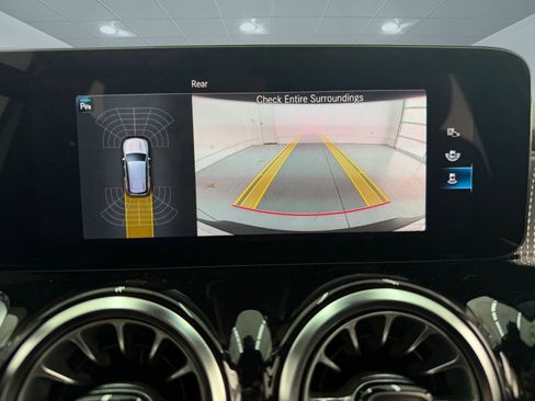 Certified 2023 Mercedes-Benz EQB 300 4MATIC image 29