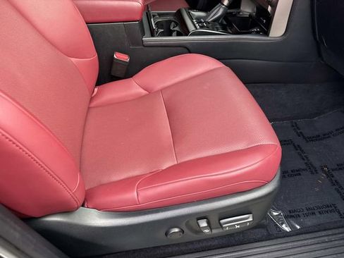 Used 2021 Lexus GX 460 Premium w/ Premium Package image 10