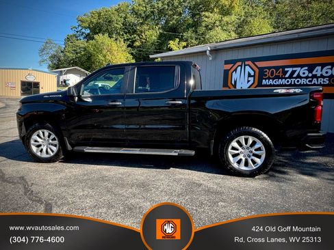 Used 2019 Chevrolet Silverado 1500 Custom w/ Custom Value Package image 11