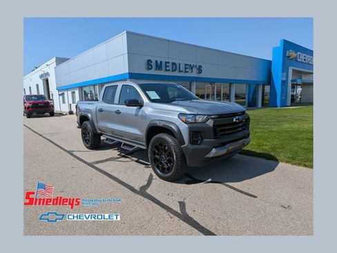Used 2026 Chevrolet Colorado Trail Boss AWD/4WD image 1