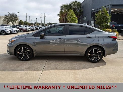 Used 2024 Nissan Versa SR w/ Trunk Package image 9