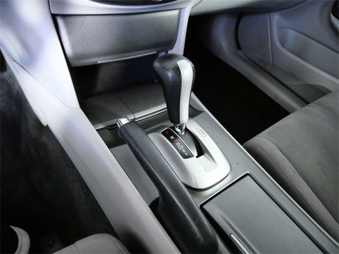Used 2011 Honda Accord LX-P image 19