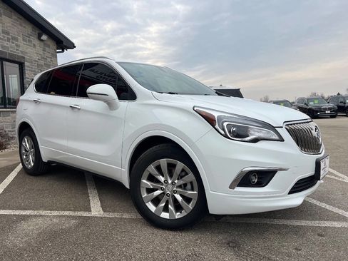 Used 2017 Buick Envision Essence image 3