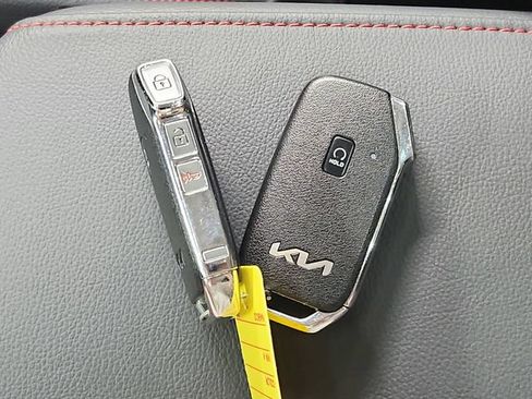 Used 2025 Kia Soul GT-Line w/ GT-Line Technology Package FWD image 36