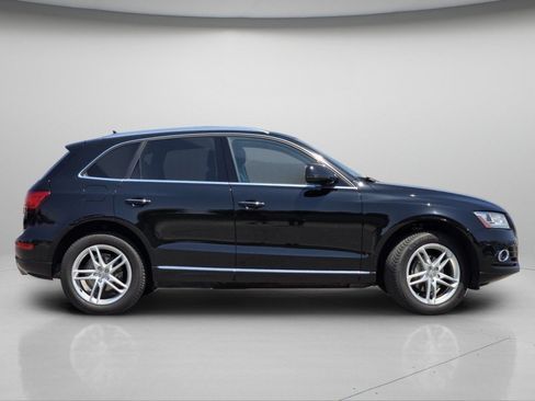 Used 2017 Audi Q5 2.0T Premium Plus w/ Technology Package AWD/4WD image 20