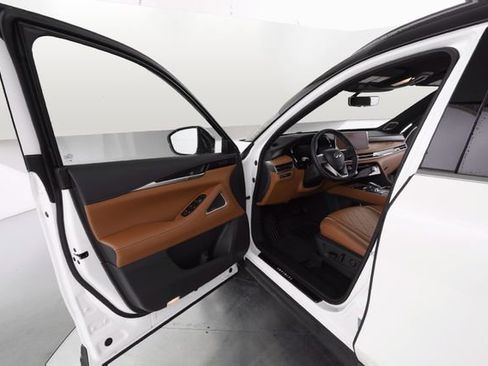Used 2025 INFINITI QX60 Autograph image 10
