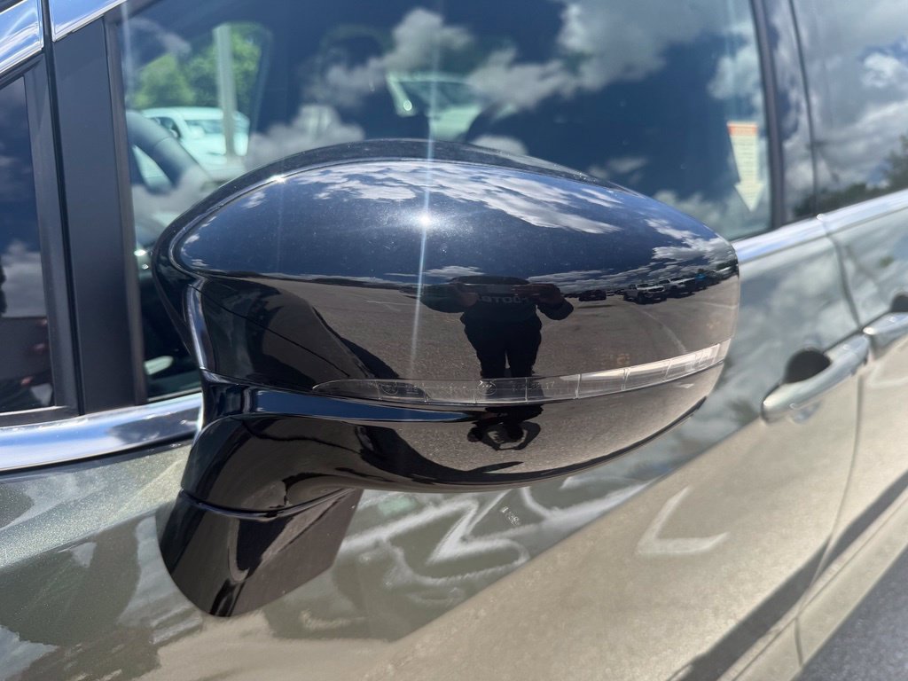 New 2027 Chrysler Pacifica Select w/ Family Tech Group FWD image 29