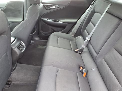 Used 2024 Chevrolet Malibu LT FWD image 12
