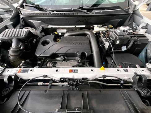 Used 2023 GMC Terrain SLT image 30