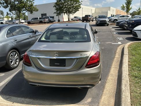 Used 2019 Mercedes-Benz C 300 4MATIC Sedan image 43