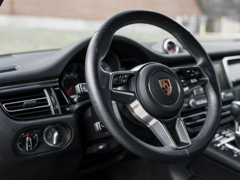 Used 2020 Porsche Macan S AWD/4WD image 10
