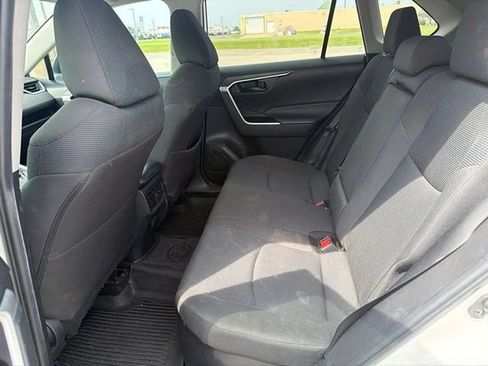 Used 2023 Toyota RAV4 LE AWD/4WD image 14