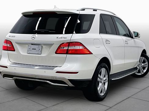 Used 2013 Mercedes-Benz ML 350 BlueTEC 4MATIC image 12