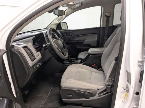 Used 2020 Chevrolet Colorado W/T w/ WT Convenience Package AWD/4WD image 16