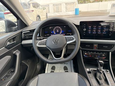 New 2026 Volkswagen Jetta SE image 15