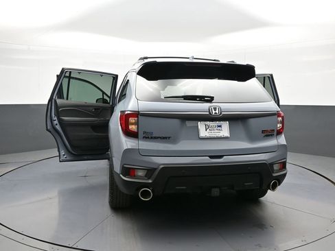 Certified 2023 Honda Passport TrailSport image 47