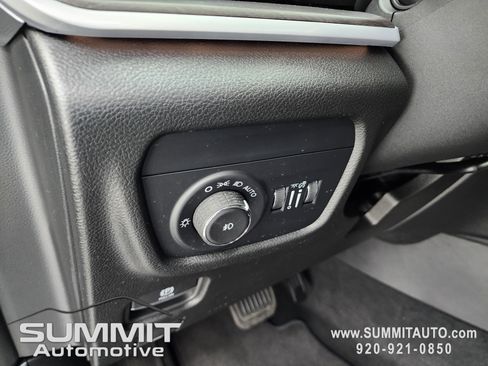 New 2025 Jeep Grand Cherokee Limited w/ Black Appearance Package image 42